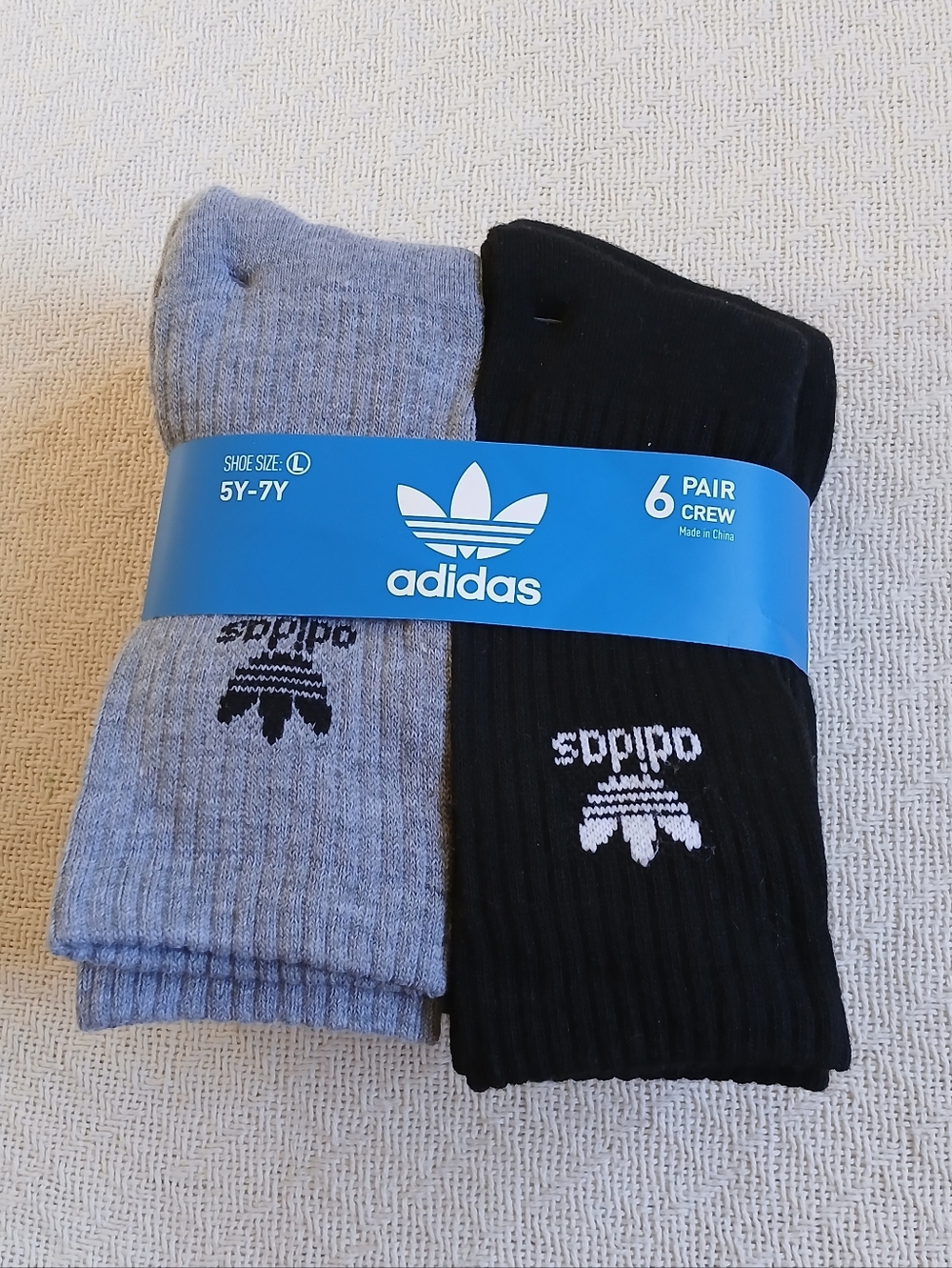 adidas originals trefoil socks: aesthetic grey & black 5-7 youth kid crew 6 pair